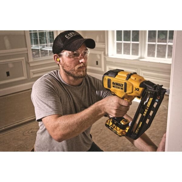 DEWALT Finish Nailer Review 20V MAX XR Cordless 16GA Power Tool Performance DEWALT Finish Nailer Review 20V MAX XR Cordless 16GA Power Tool Performance