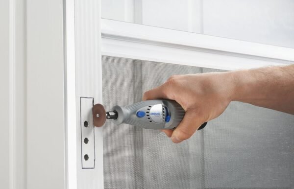 Dremel 7700 Cordless Rotary Tool Review Compact Power Tool for Sharpening and Grinding