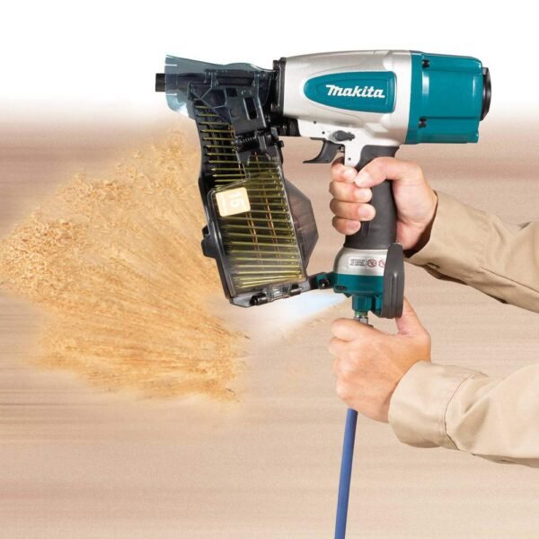 Makita AN613 Pneumatic Siding Coil Nailer Review Reveals Precision and Power Performance