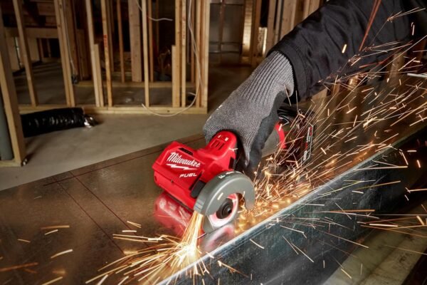 Milwaukee 12V Cut-Off Tool Review Powerstate Brushless Motor and Ergonomic Design