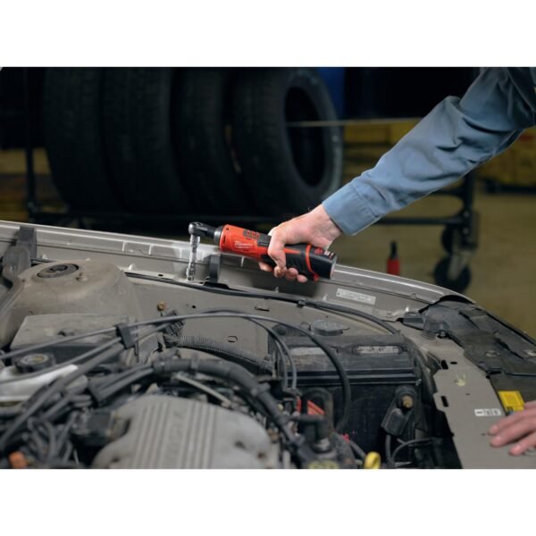 Milwaukee M12 Cordless Ratchet Review Powerful Subcompact Tool for Tight Spaces